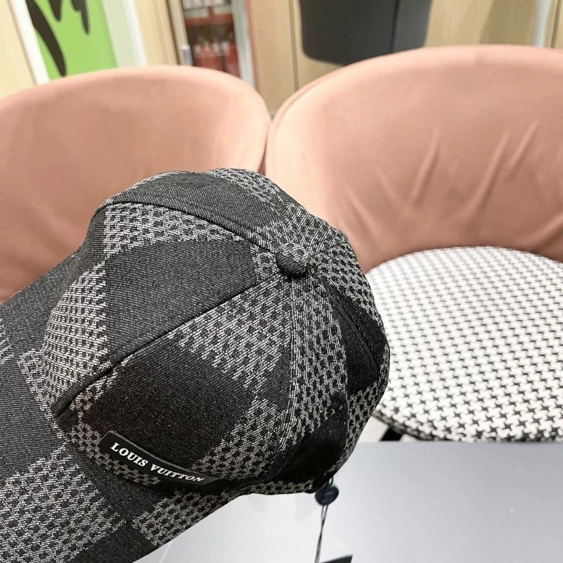 Louis Vuitton Caps Trendsetting 258018
