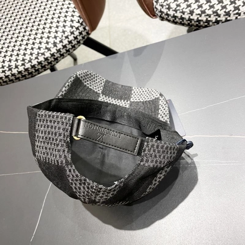 Louis Vuitton Caps Trendsetting 258018