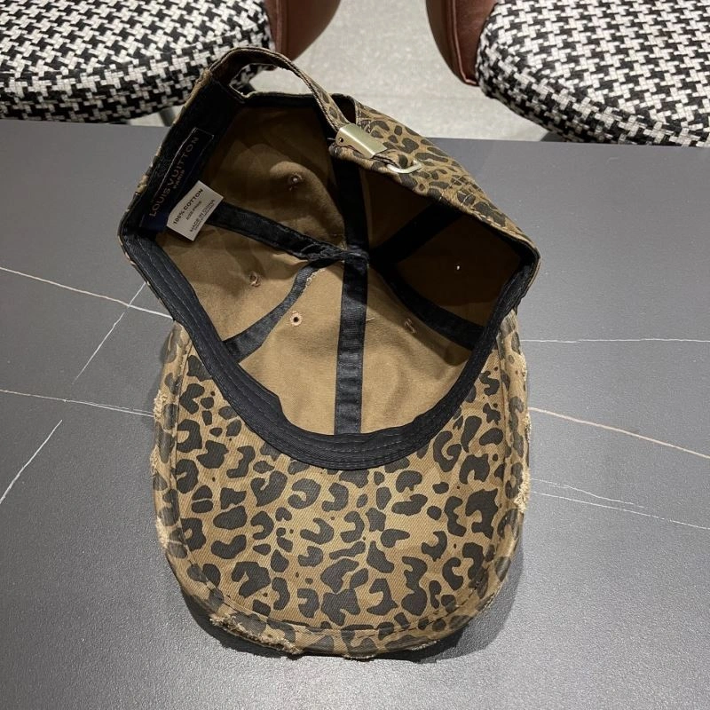 Effortless Louis Vuitton Caps 258005