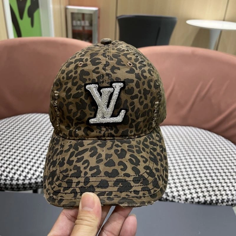 Effortless Louis Vuitton Caps 258005