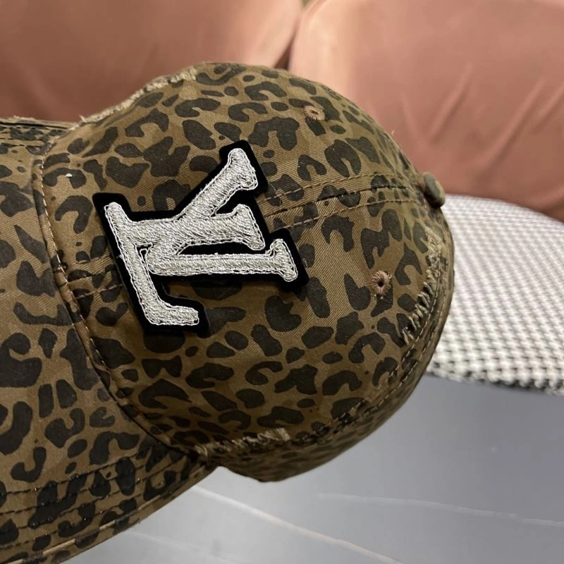 Effortless Louis Vuitton Caps 258005