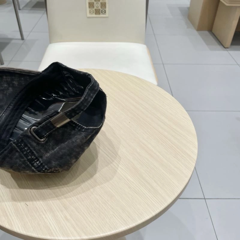 MoistureWicking Louis Vuitton Caps 258004