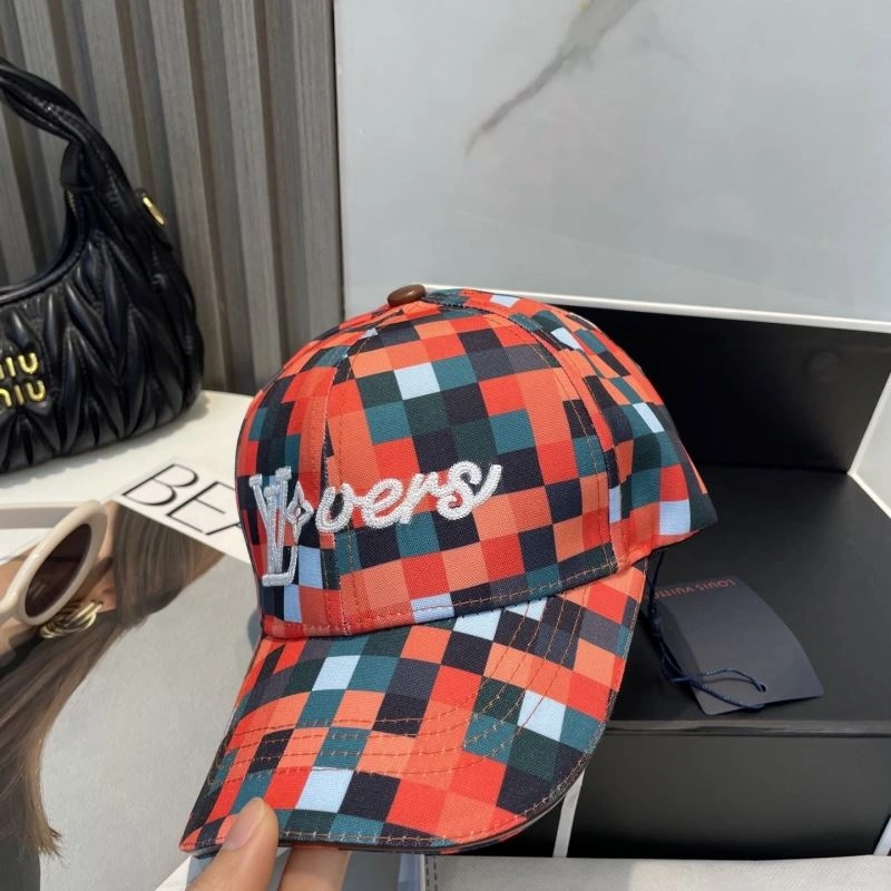 Packable Louis Vuitton Caps 257998
