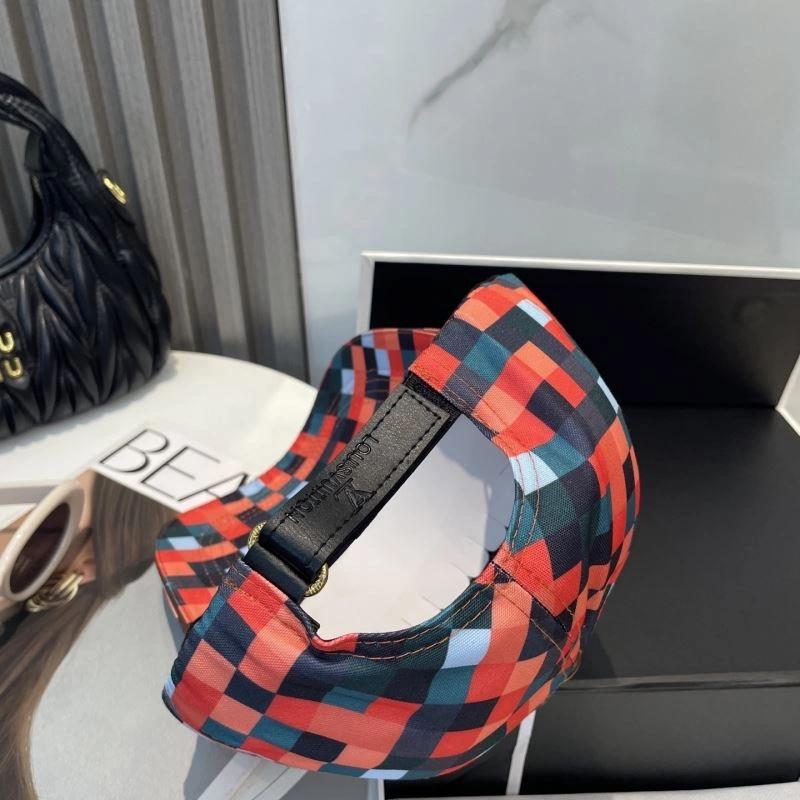 Packable Louis Vuitton Caps 257998