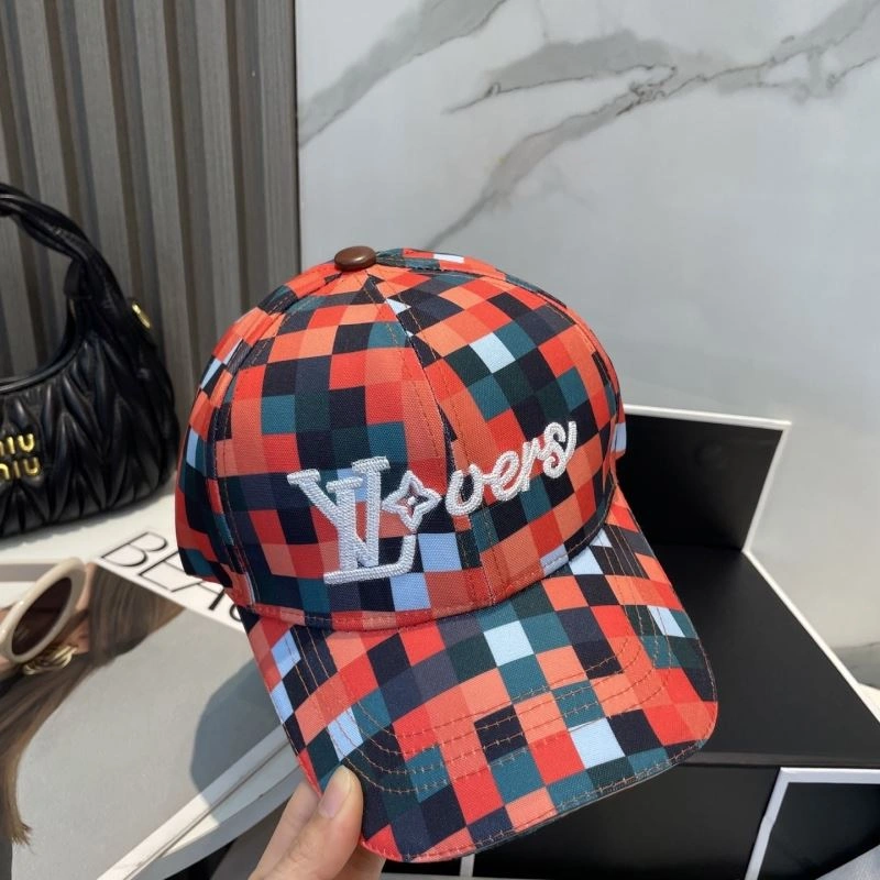 Packable Louis Vuitton Caps 257998