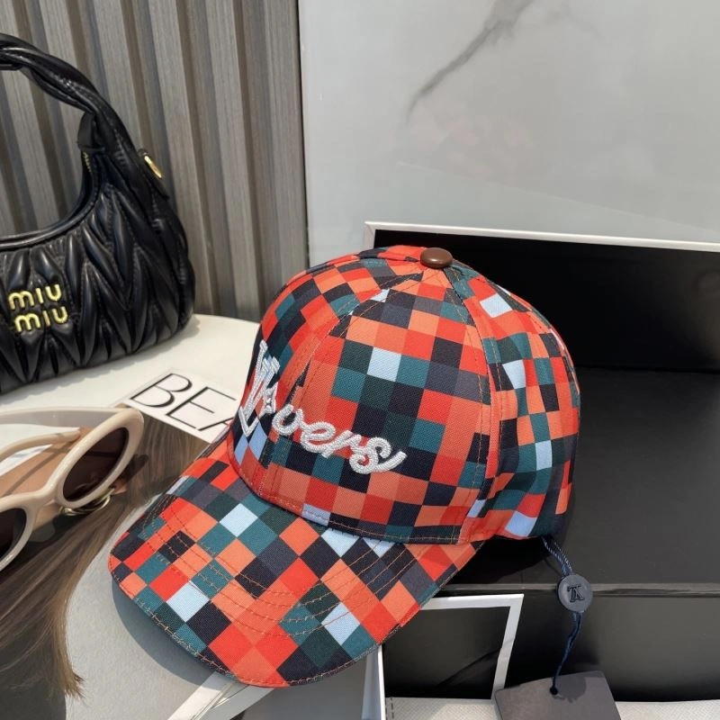 Packable Louis Vuitton Caps 257998