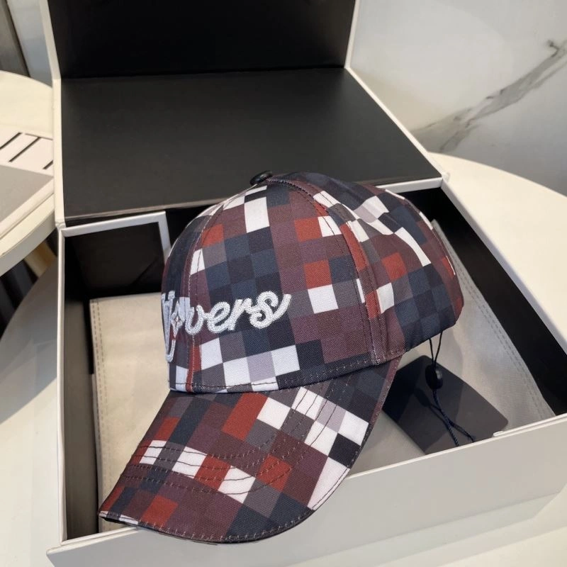 Louis Vuitton Caps Vibrant 257986