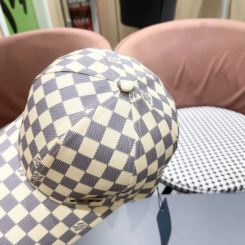 Louis Vuitton Caps Snug 258007