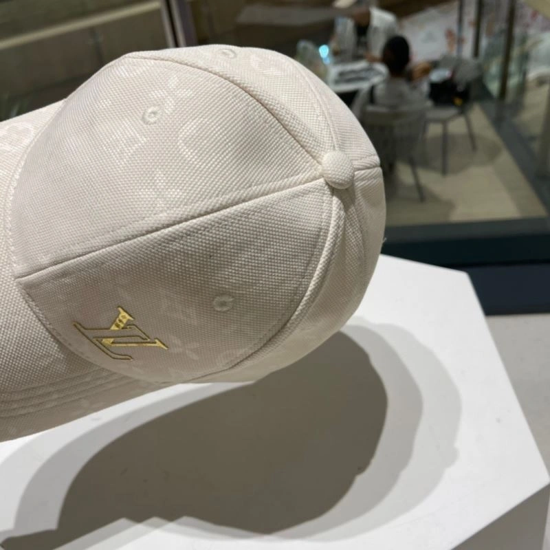 Louis Vuitton Caps ZipUp 257952