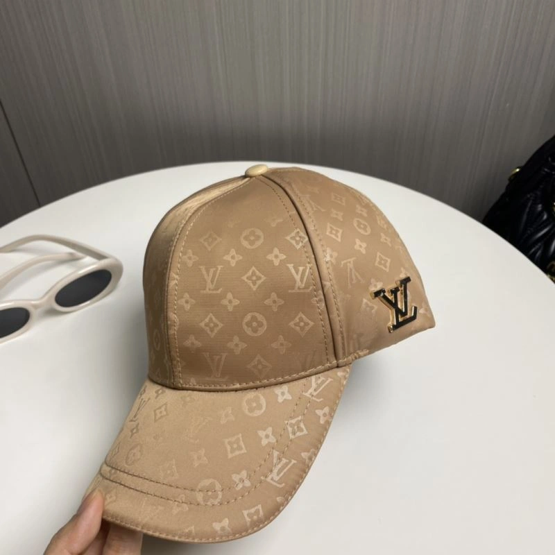 Compact Louis Vuitton Caps 257957