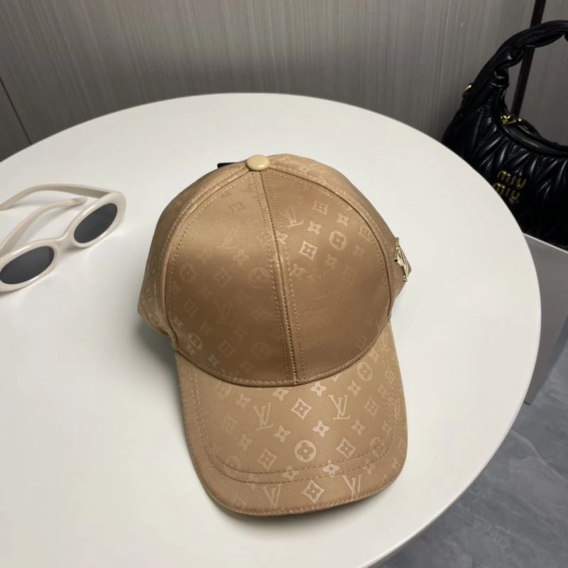 Compact Louis Vuitton Caps 257957