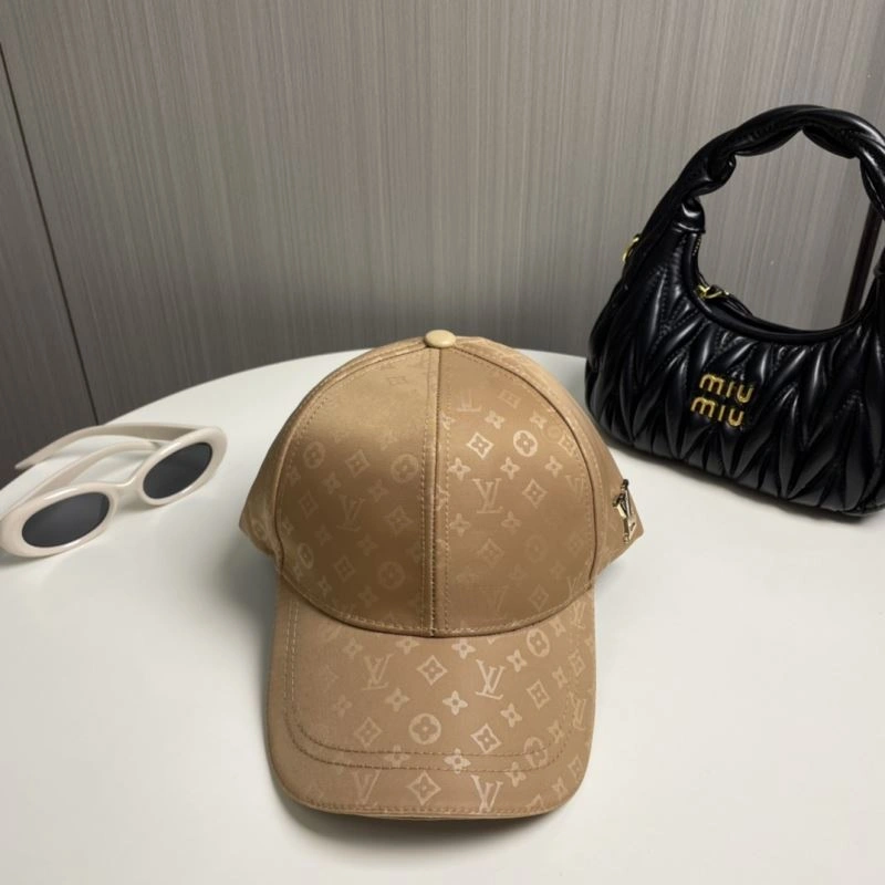 Compact Louis Vuitton Caps 257957