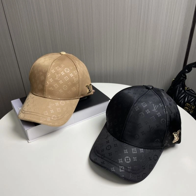 Compact Louis Vuitton Caps 257957