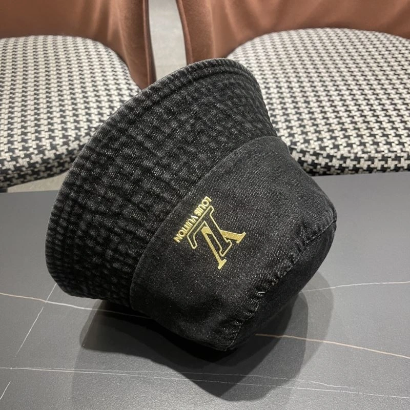 Fashionable Louis Vuitton Caps 257965