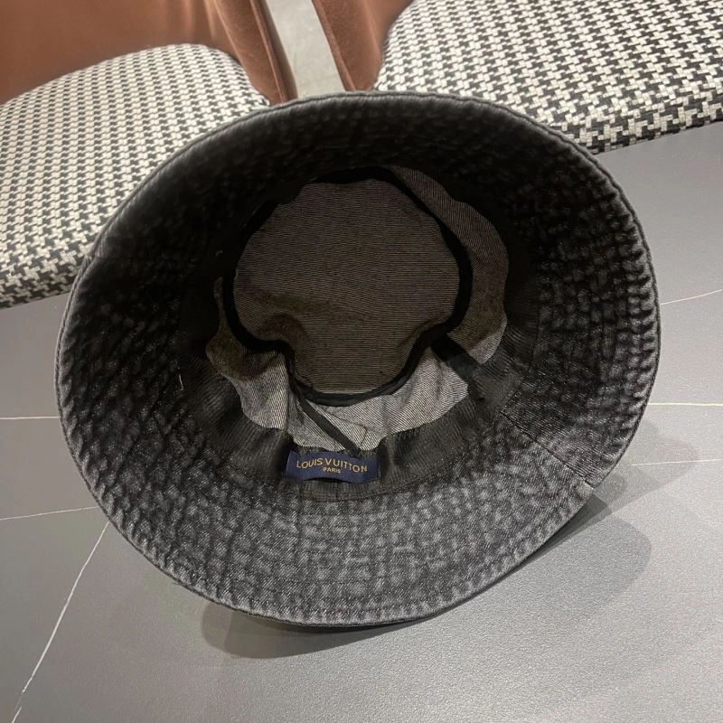 Fashionable Louis Vuitton Caps 257965