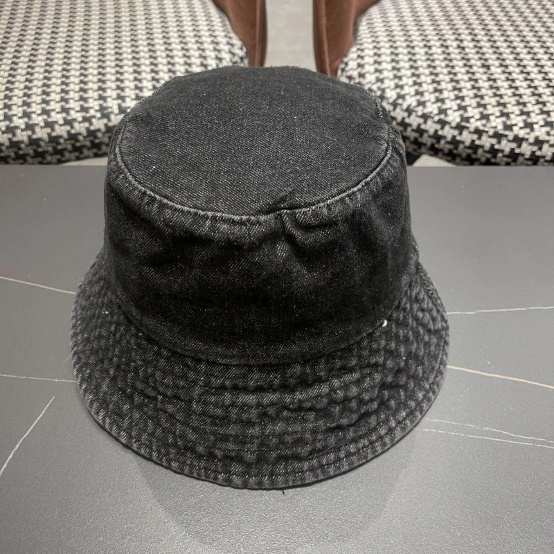 Fashionable Louis Vuitton Caps 257965