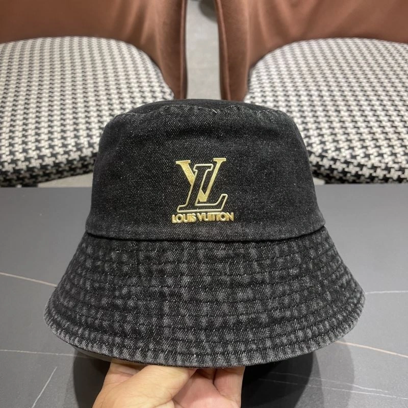 Fashionable Louis Vuitton Caps 257965