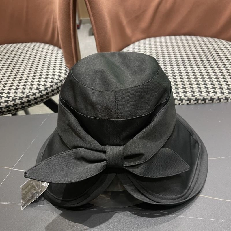 Louis Vuitton Caps Tailored 257967
