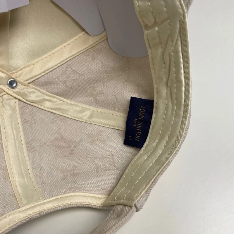 Louis Vuitton Caps Packable 257916