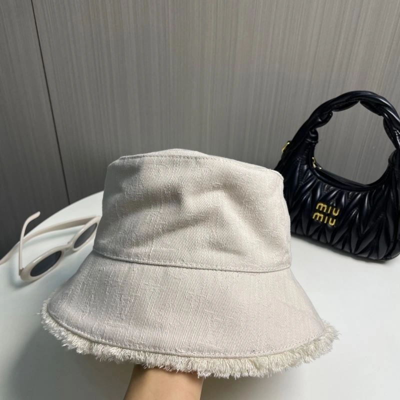 Lightweight Louis Vuitton Caps 257914