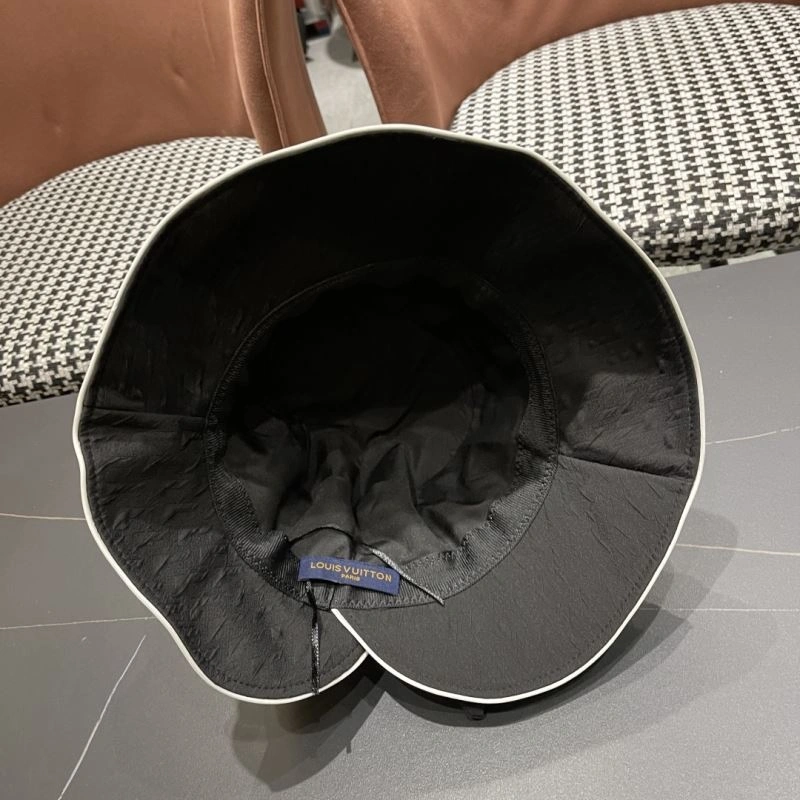 Louis Vuitton Caps ZipUp 257934