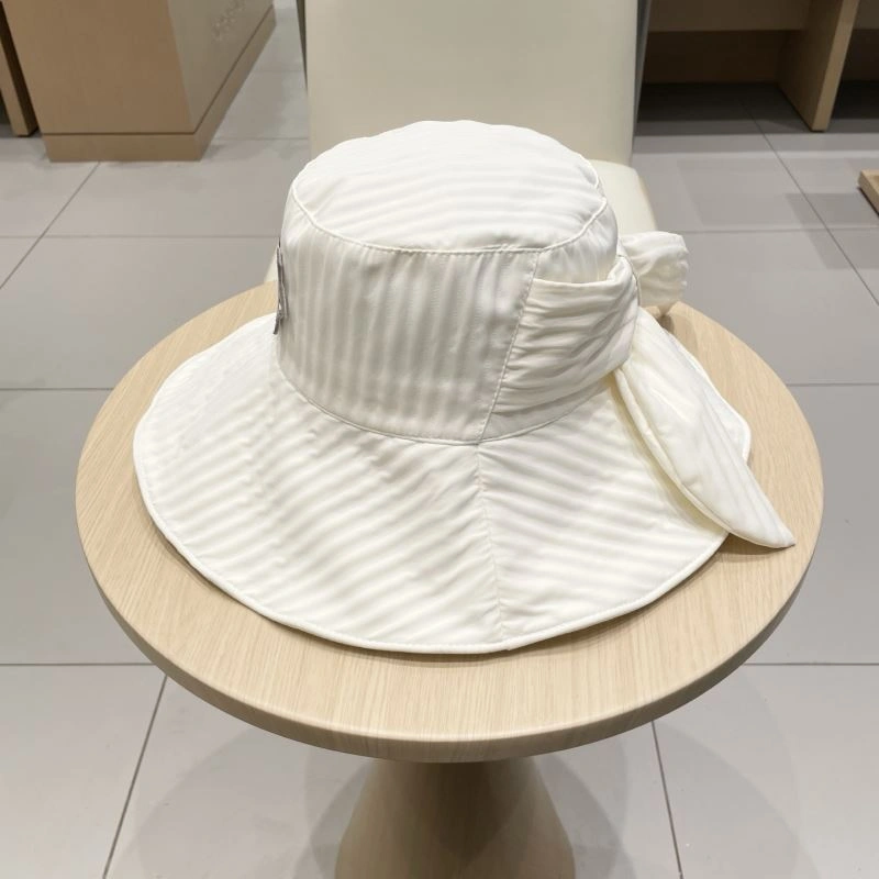 Bright Louis Vuitton Caps 257932