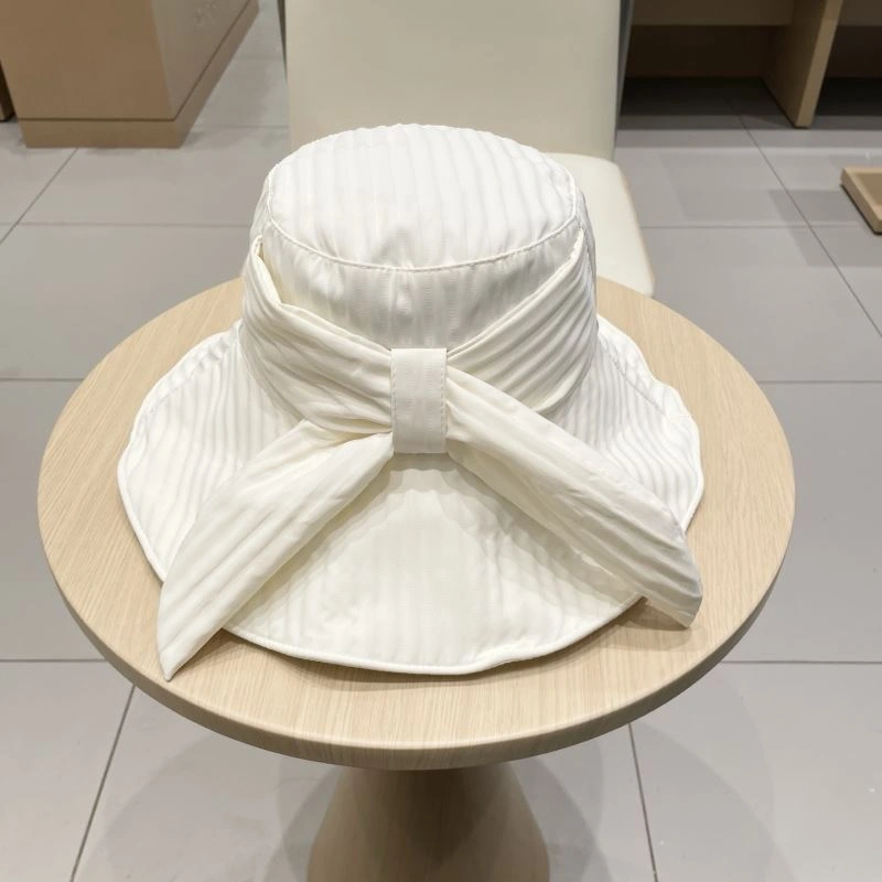 Bright Louis Vuitton Caps 257932
