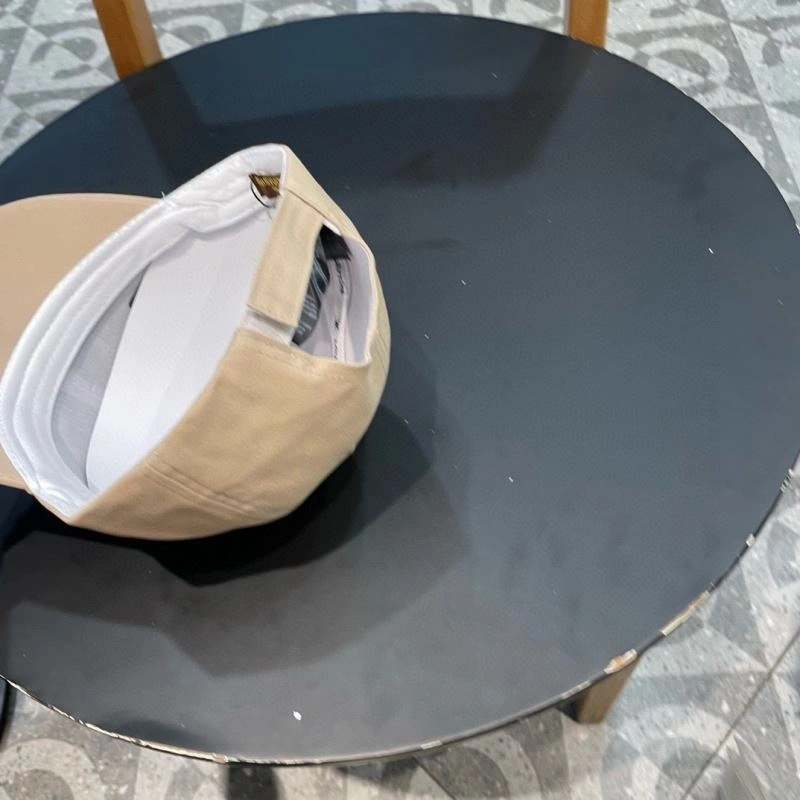 Louis Vuitton Caps Chic 257921
