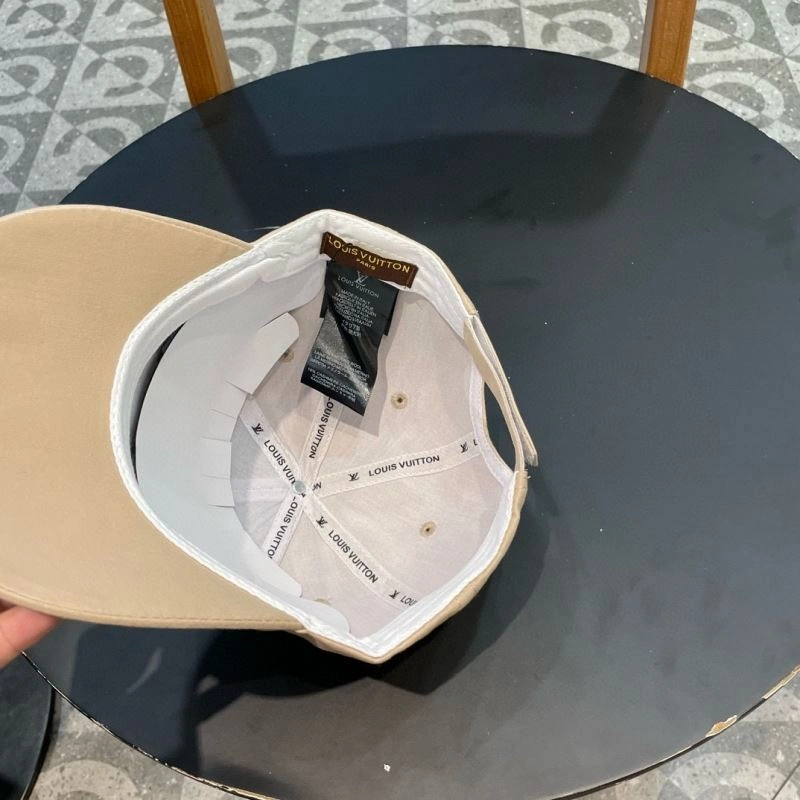 Louis Vuitton Caps Chic 257921