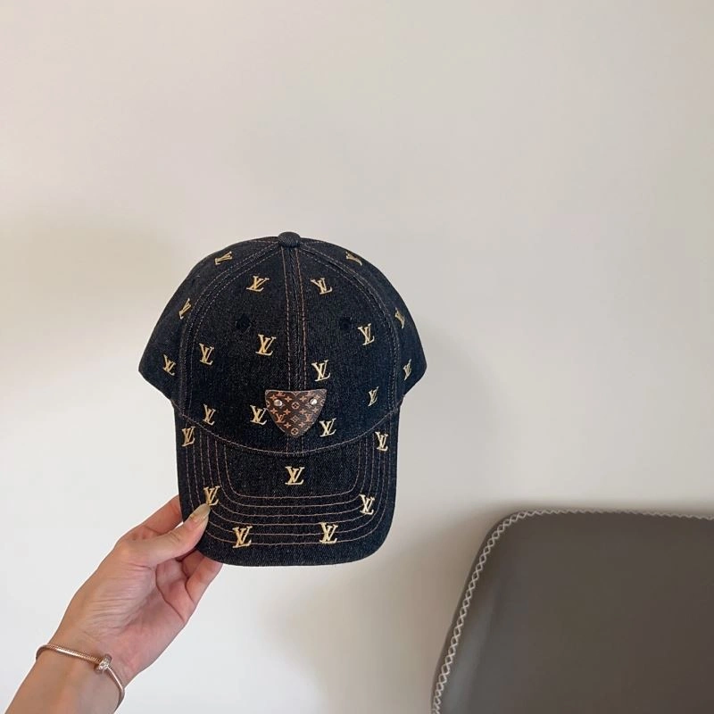 Louis Vuitton Caps Sleek 257909
