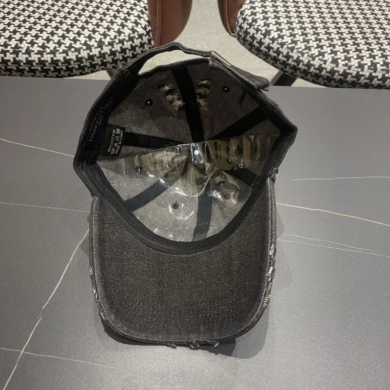 Versatile Louis Vuitton Caps 257903
