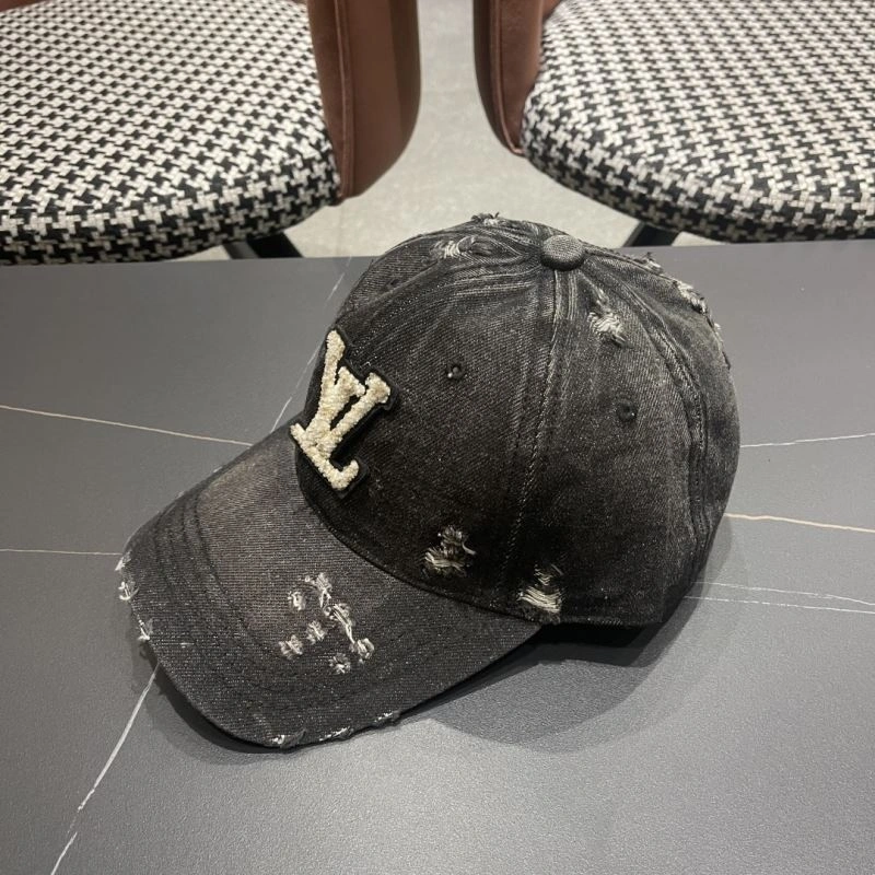 Versatile Louis Vuitton Caps 257903