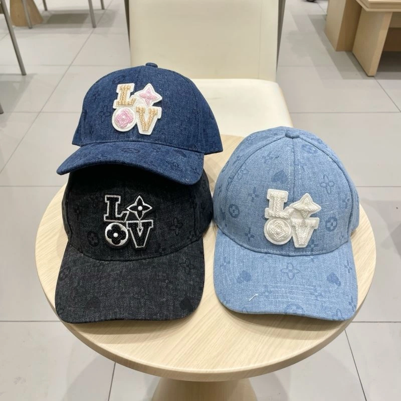 Louis Vuitton Caps Tailored 257897