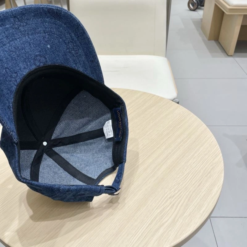 Louis Vuitton Caps Tailored 257897