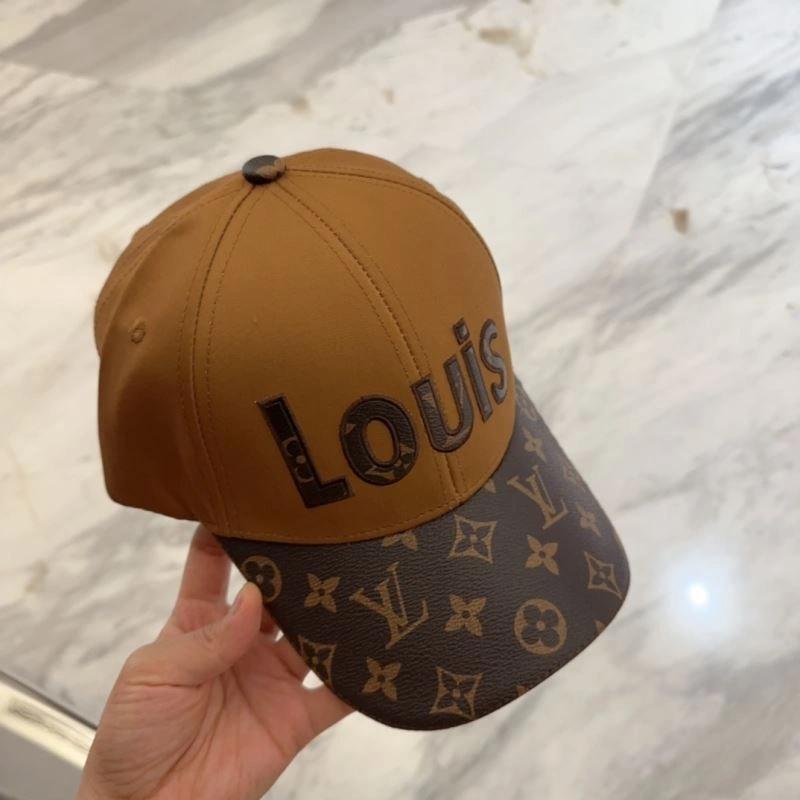 Louis Vuitton Caps Practical 257873