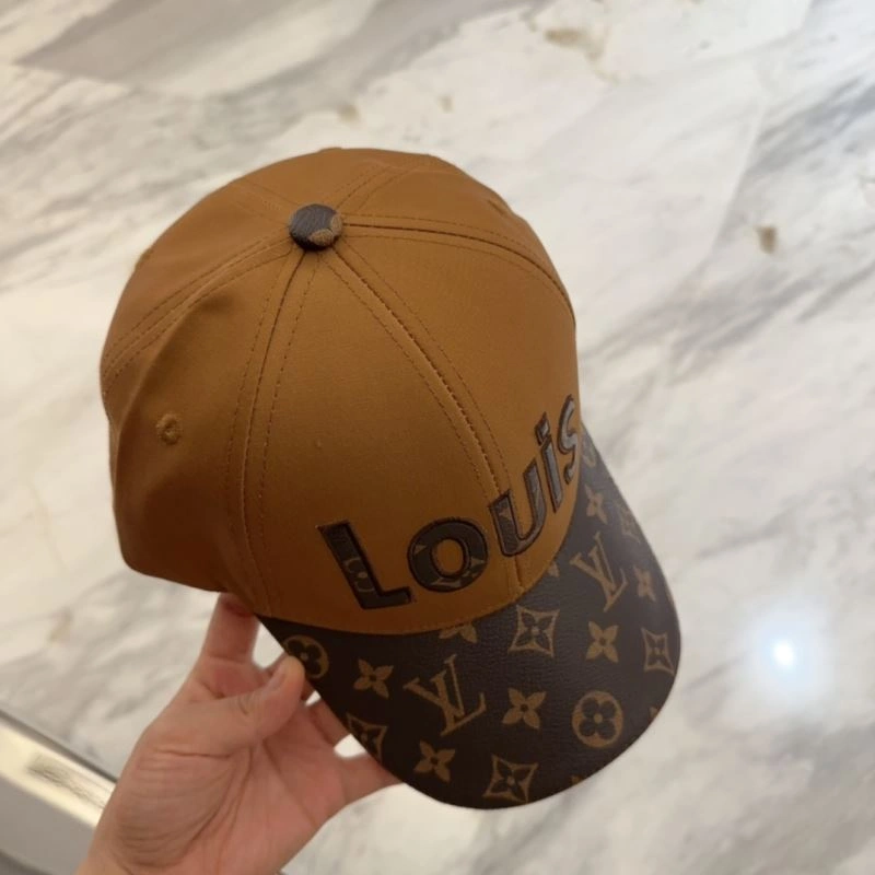 Louis Vuitton Caps Practical 257873