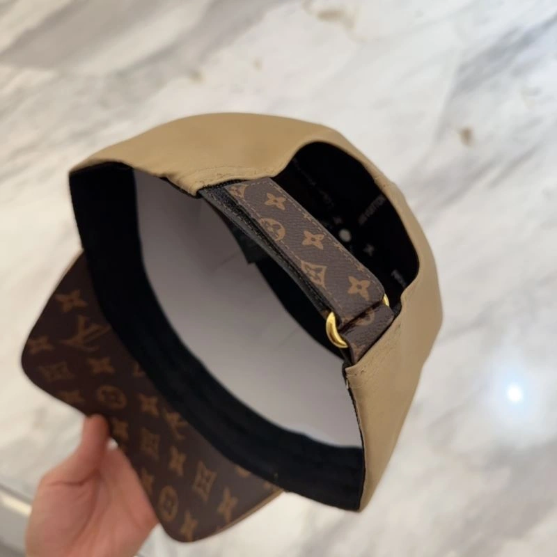 Louis Vuitton Caps Contemporary 257871