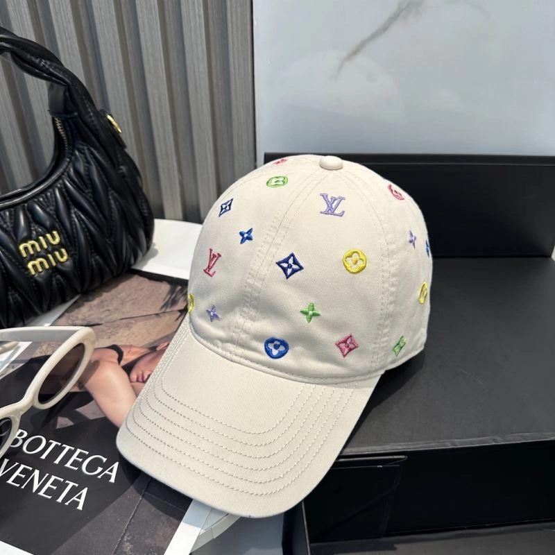 Versatile Louis Vuitton Caps 257872