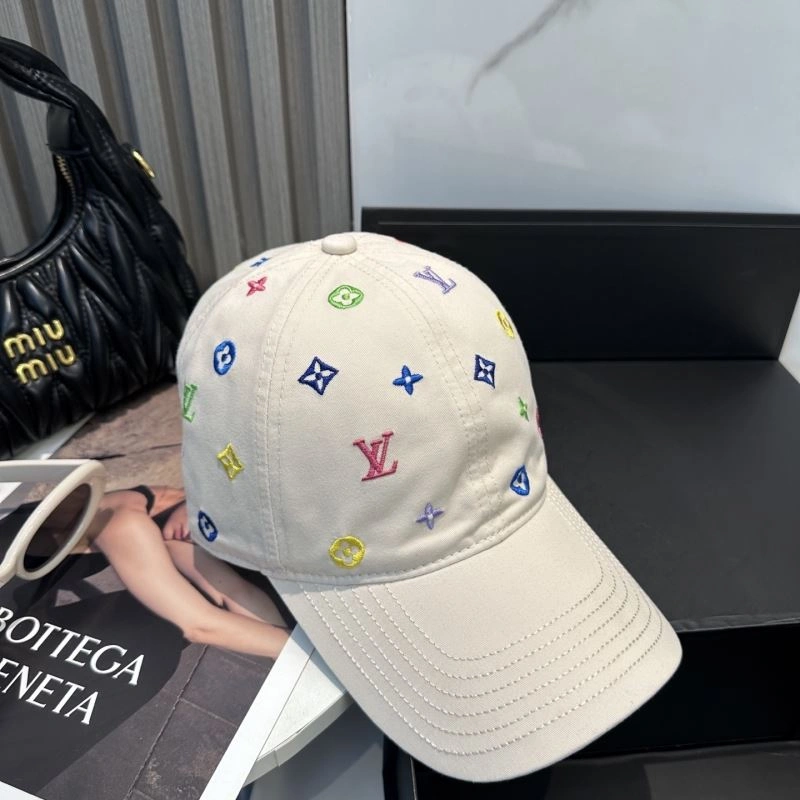 Versatile Louis Vuitton Caps 257872