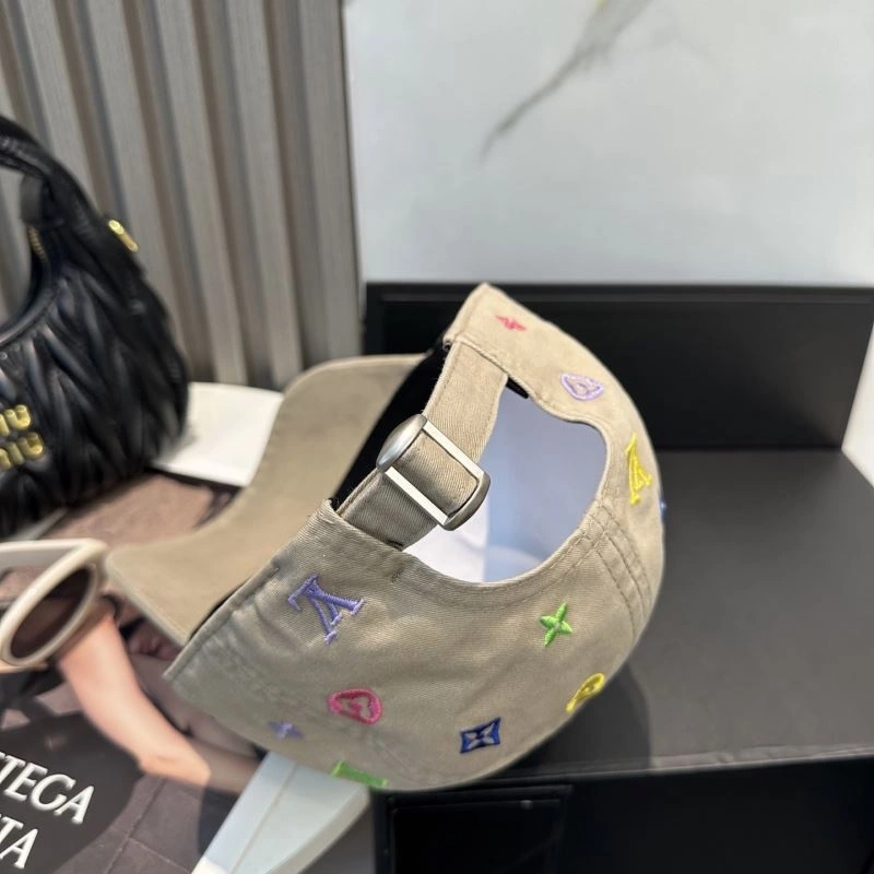 OnTrend Louis Vuitton Caps 257877