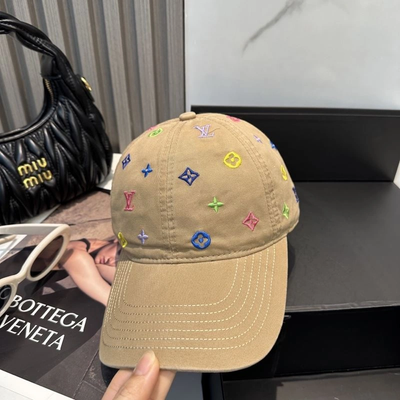 Bold Louis Vuitton Caps 257880