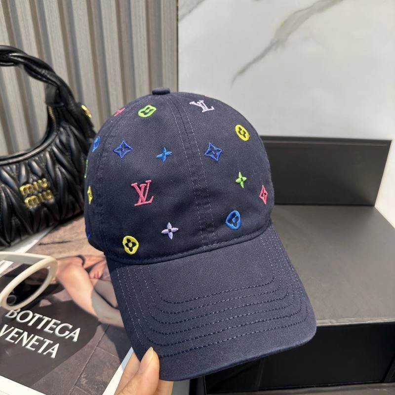 Bold Louis Vuitton Caps 257878