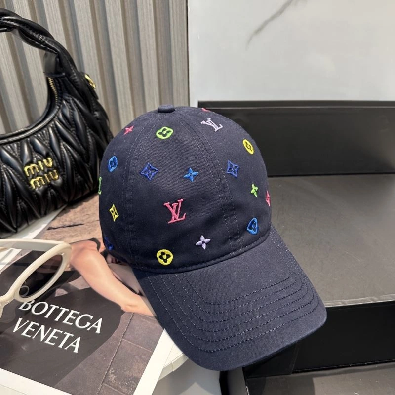Bold Louis Vuitton Caps 257878