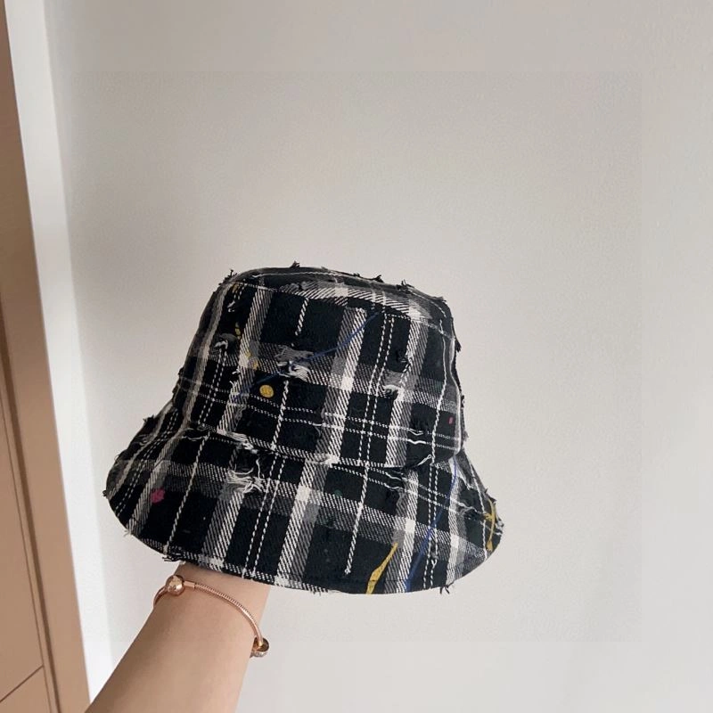 Louis Vuitton Caps Neat 257883