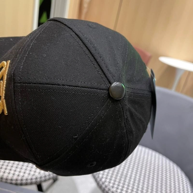 Premium Louis Vuitton Caps 257884