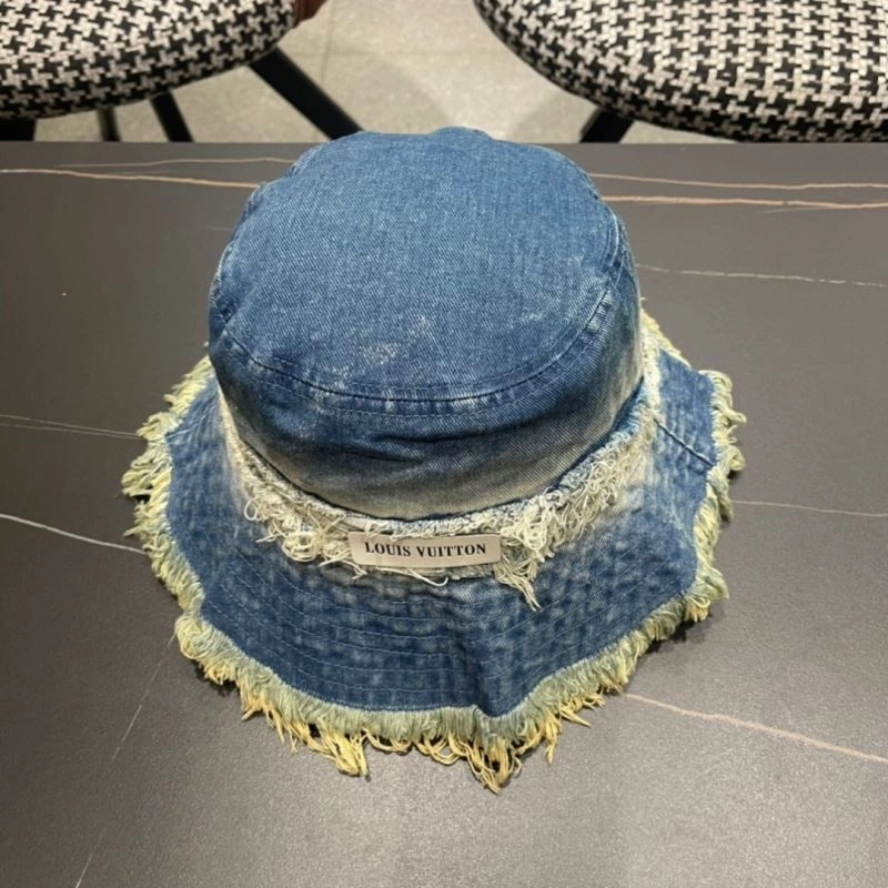 Louis Vuitton Caps Compact 257865
