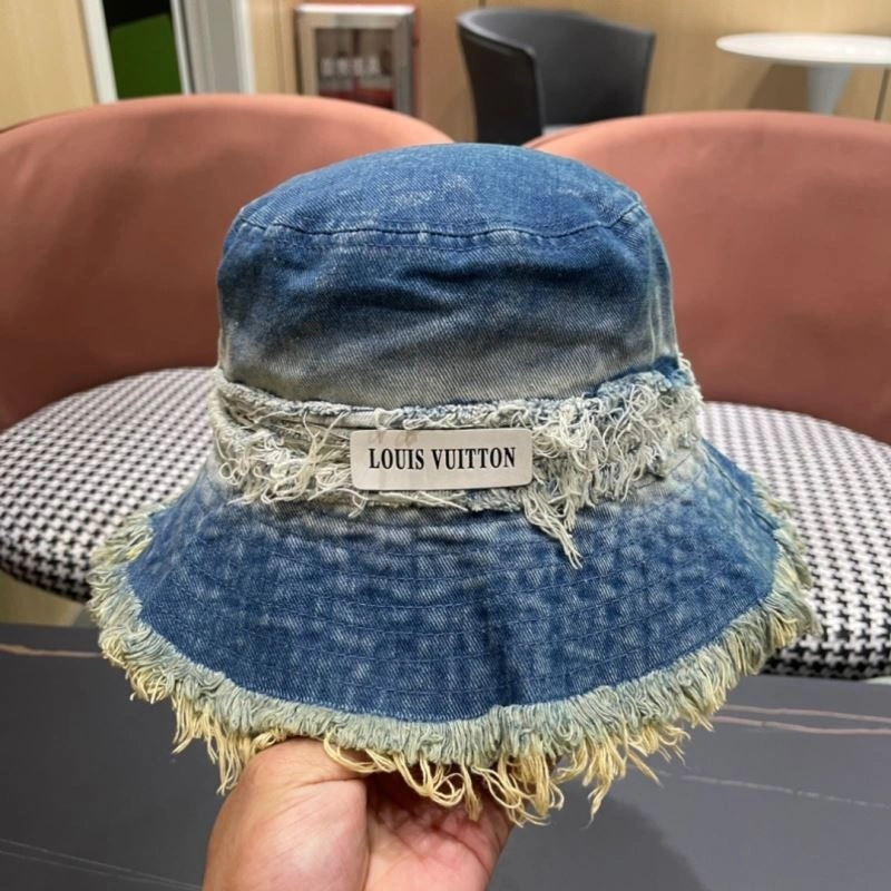 Louis Vuitton Caps Compact 257865