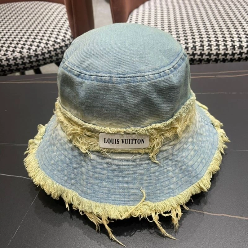 Functional Louis Vuitton Caps 257859
