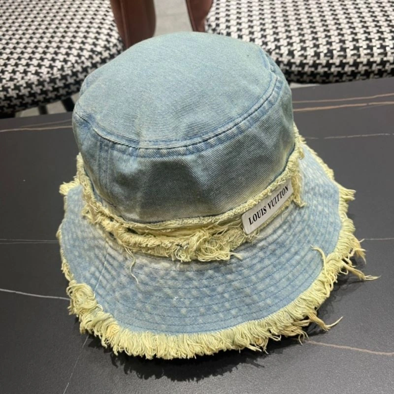 Functional Louis Vuitton Caps 257859