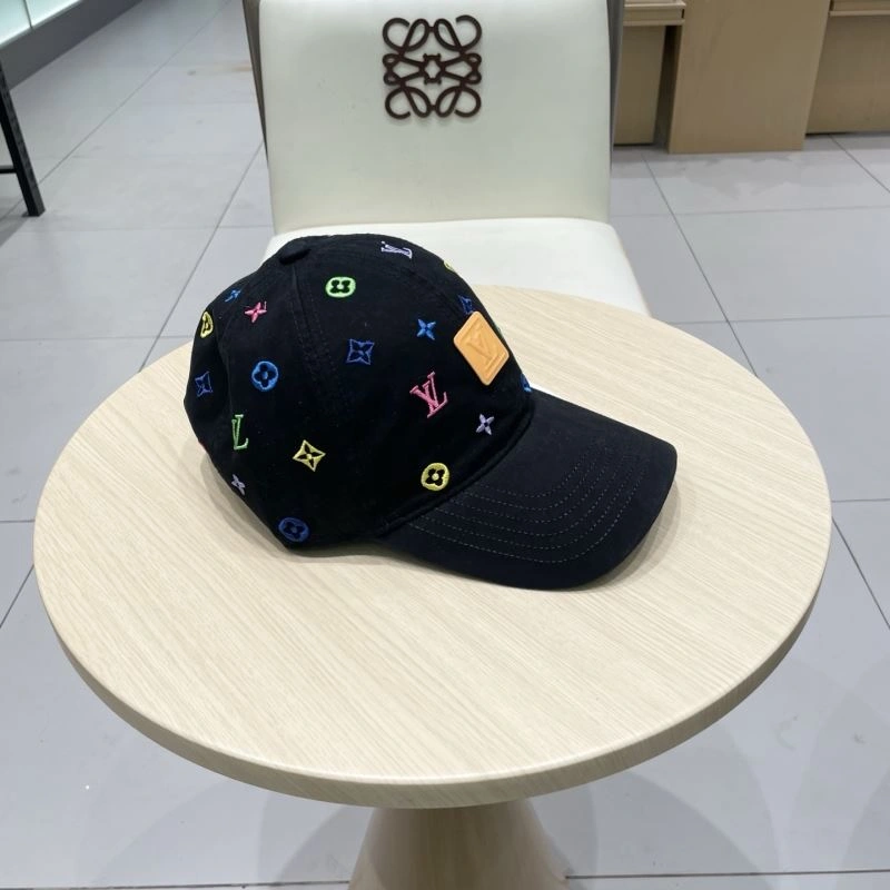 Lightweight Louis Vuitton Caps 257845